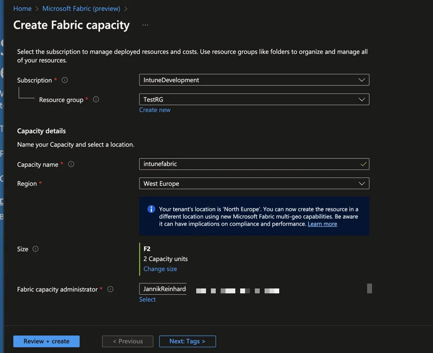 Microsoft Fabric Dashboard zeigt den Workflow zum Export von Intune-Daten