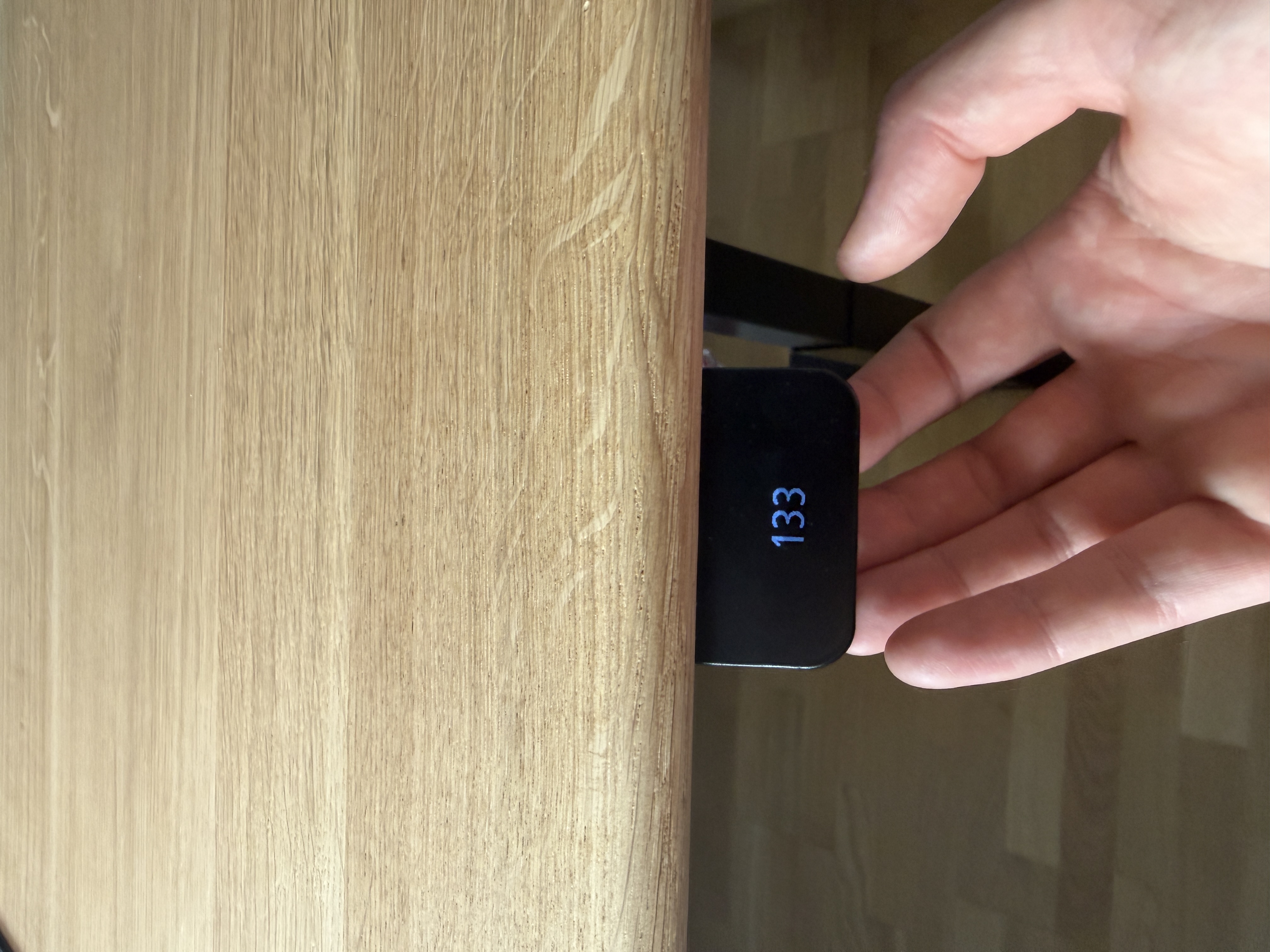 LINAK control lever on the standing desk